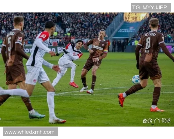 弗赖堡主场力克法兰克福，取得关键胜利